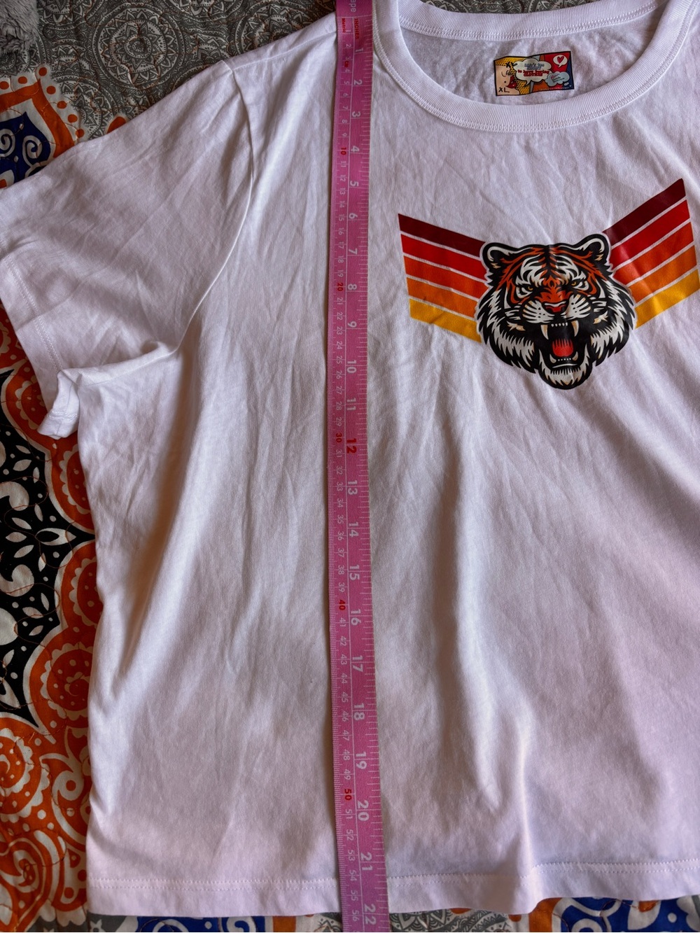 White Tiger Graphic Crop Tee Short Sleeve Cotton - Picture 7 of 8
